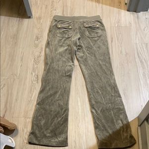 Juice couture pants with back pockets🔥